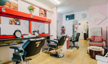 Girly glow : Institut de beauté à Paris