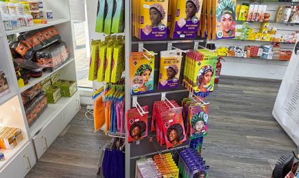 Cosmétique Konate Coiffure : Coiffeur à Strasbourg
