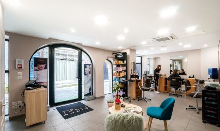 First by Laurence : Coiffeur à Angoulême