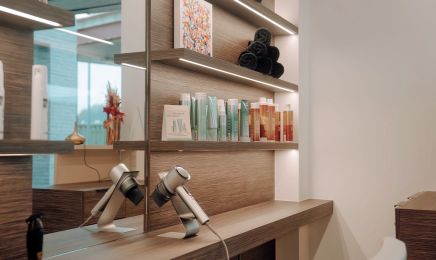Villa N : Coiffeur à Presles