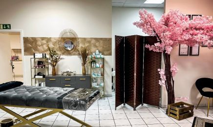 Amiri Beauty : Kosmetikstudio in Frankfurt am Main