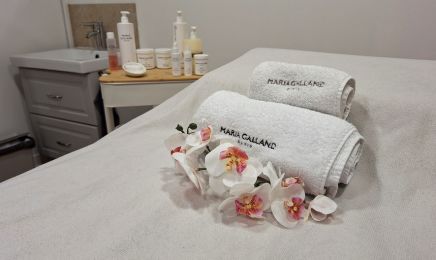 Institut Nelombo : Institut de beauté à Auterive