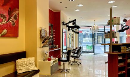 Salon Rouge: Friseur in Bochum