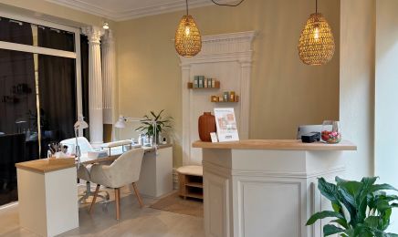 Marion Nails and Cie : Manucure à Bergerac