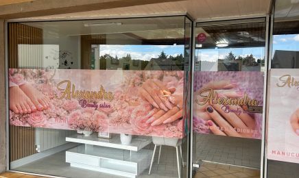 ALEXANDRA BEAUTY SALON : Manucure à Le Mené