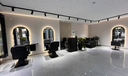 Torin MT Hair Studios: Kosmetikstudio in Essen