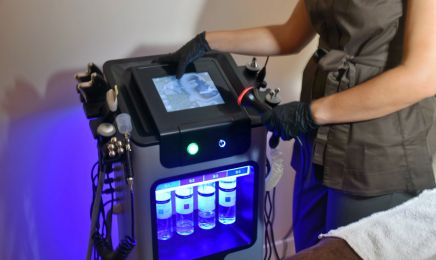 Institut Eclosion : Manucure à Ennery