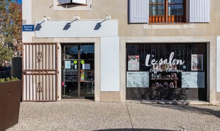 Pose et detente - Saint Gilles  : Manucure à Saint-Gilles