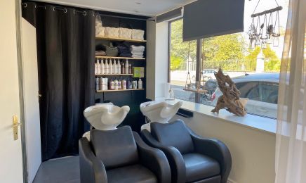 Maison 125 : Coiffeur à Rives-d'Autise