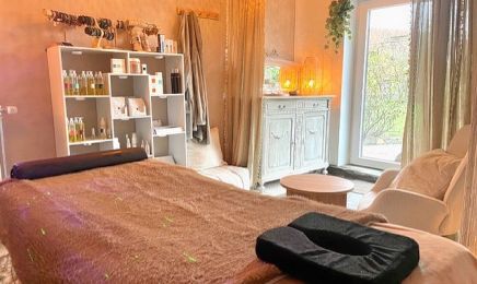 Om Jaÿa : Institut de beauté à Hannut