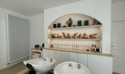 Chez vicky  : Coiffeur à Trois-Ponts