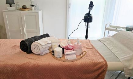 Beauté Santé Institut : Manucure à Élancourt