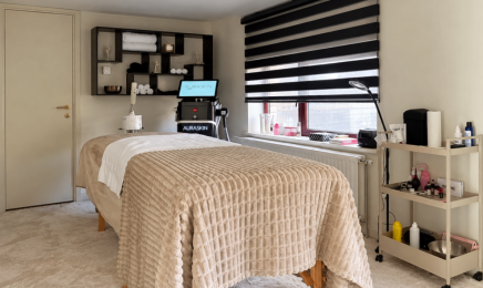 Maison Mira : Coiffeur à Denderleeuw