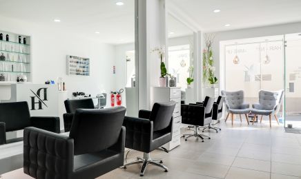 DH By Ahlem  : Coiffeur à Antibes