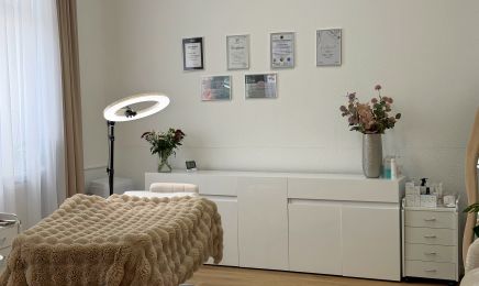 Iryna Shcherbyna: Kosmetikstudio in Offenburg