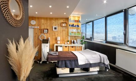 Le 6 Institut - Radisson : Manucure à Clermont-Ferrand