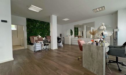 Peach B-Room (Your Beauty Room): Kosmetikstudio in Aalen