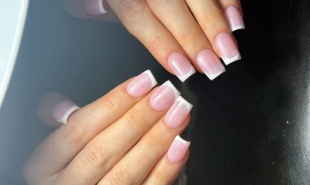 Nails by Mge  : Manucure à Beauvoir-de-Marc