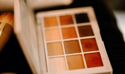 Sophie Martinez | Makeup & Beauté : Manucure à Vienne