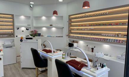 Anna Nails : Institut de beauté à Asnières-sur-Seine