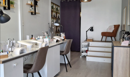 L’Instant Centre Esthétique Mixte : Manucure à Angoulême