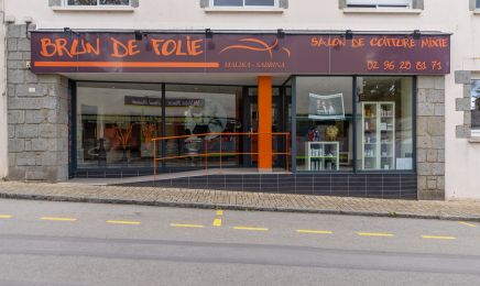 Brun de folie : Coiffeur à Plémet