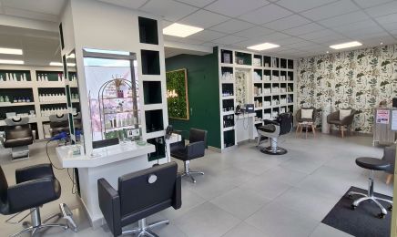 Entre Nous - Le Salon d'Amélye : Coiffeur à Feugarolles