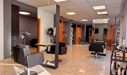 HAARSTUDIO „Am Alten Tor“ UG: Kosmetikstudio in Nordhausen