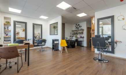 Coiffure Esthétique J.A : Barbier à Hadol