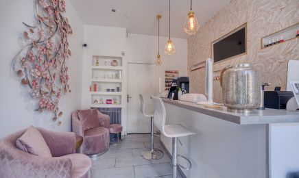 Red Nails & Beauty : Institut de beauté à Issy-les-Moulineaux