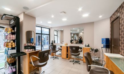 First by Laurence : Coiffeur à Angoulême