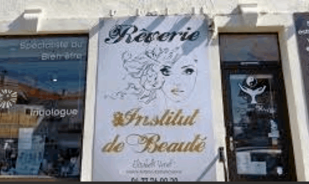 Institut Rêverie : Manucure à Saint-Romain-le-Puy