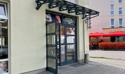 Friseur Daroliya Kosmetik: Kosmetikstudio in Gilching