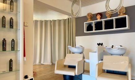 Beauty Hair Knarik: Friseur in Dortmund