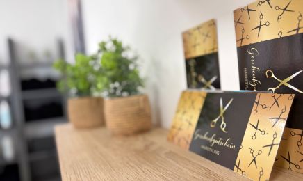 Friseur Michaela Schmid: Friseur in Gschwend