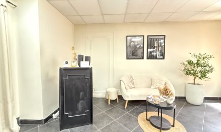 CONCEPT BEAUTÉ : Manucure à Salon-de-Provence