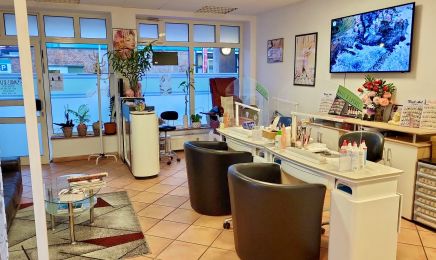 Nails & Lashes : Nagelstudio in Wolfsburg