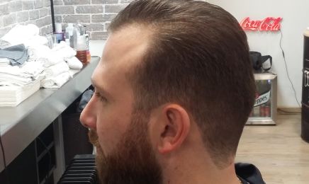 Masculin Coiffeur Barbier  : Institut de beauté à Marseille