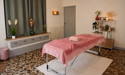 Le Cocon De Marina  : Institut de beauté à Mouleydier
