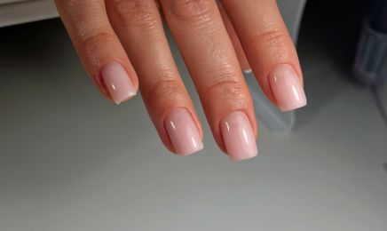 By Irina Nails : Manucure à Nice