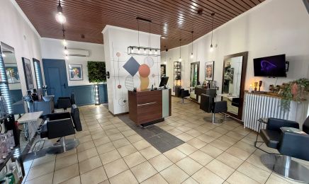 JS Coiffure  : Coiffeur à Vichy