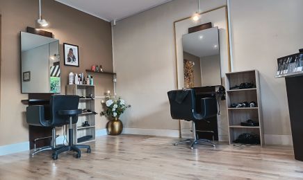 Aime-toi coiffure  : Coiffeur à Fougères