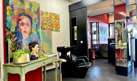 Hair By Hair: Kosmetikstudio in Waltrop