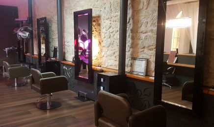 La Villa by Christelle Ulysse : Coiffeur à Auch
