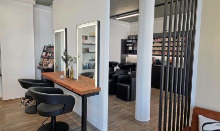 Kady 's Hairstyle : Friseur in Dornstadt