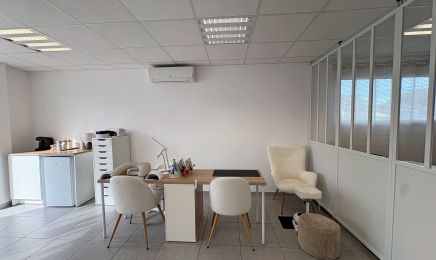 Maison Beauté : Manucure à Istres