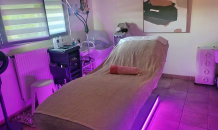 La Reina de la Beauty : Institut de beauté à Émerchicourt