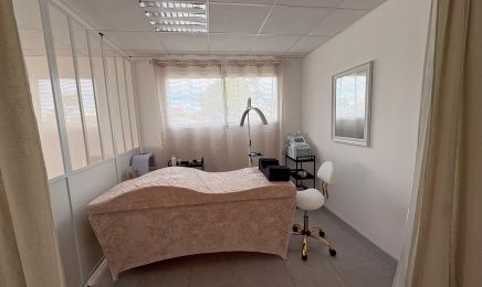 Maison Beauté : Manucure à Istres