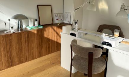 Ema Nails Studio - Manucure Russe : Manucure à Grenoble