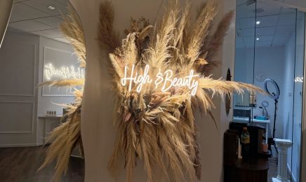 High & Beauty: Kosmetikstudio in Würselen